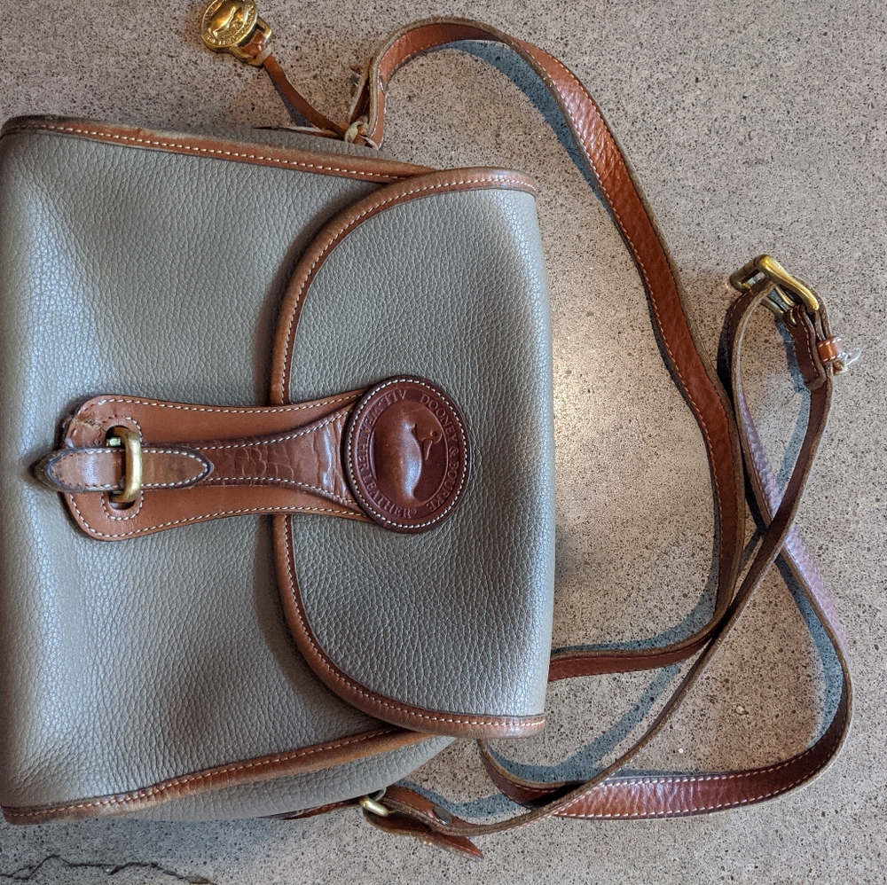 Vintage Dooney and Bourke purse